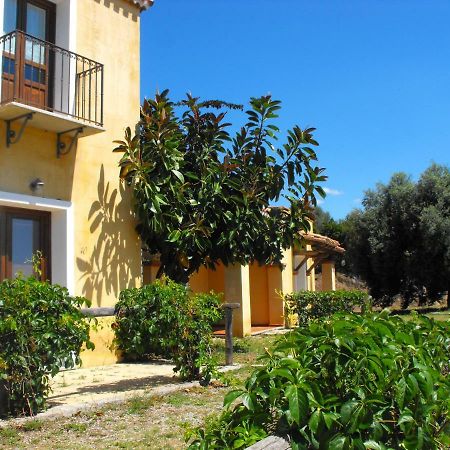 Hotel Funtana Ena Bari Sardo Buitenkant foto