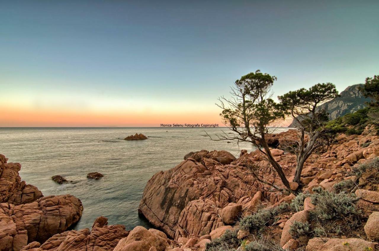 Hotel Funtana Ena Bari Sardo Buitenkant foto